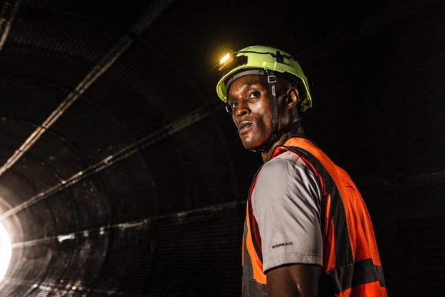 Kask wentylowany regulowany BOLT 200 żółty Milwaukee